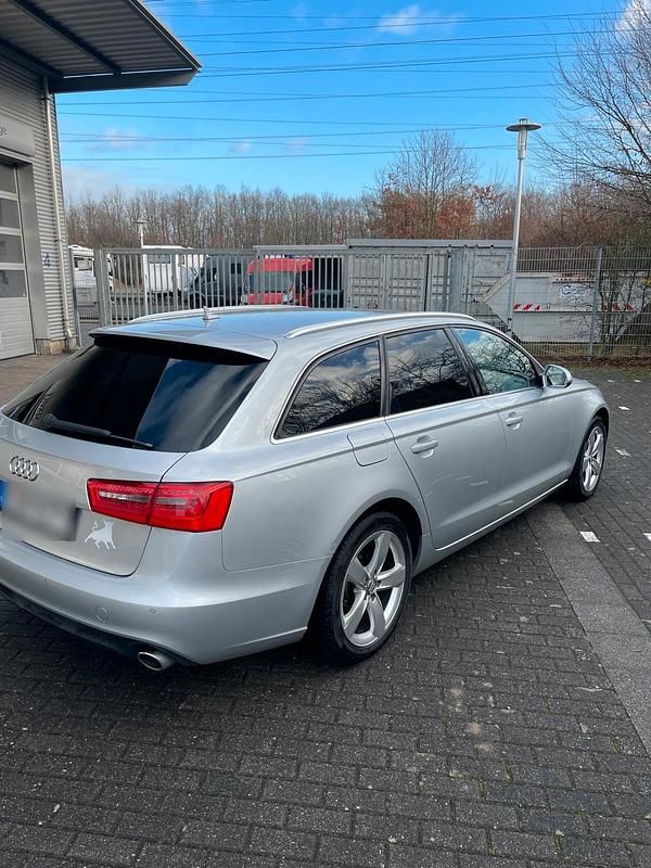 Gebraucht Audi A6 204 PS (150 kW) 2013 Silber Kombi