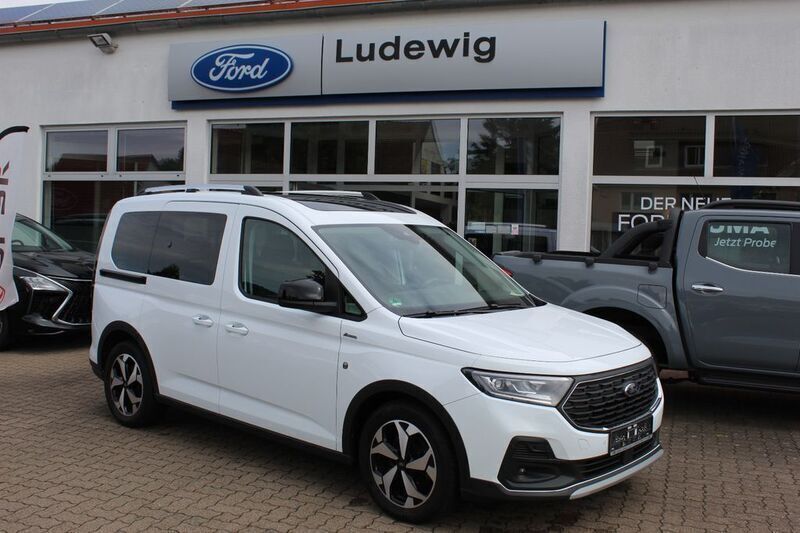 Weiß Gebraucht 2022 Ford Tourneo Connect Active Van / Kleinbus | 27.990 € (Fairer Preis) - Bild 1/4