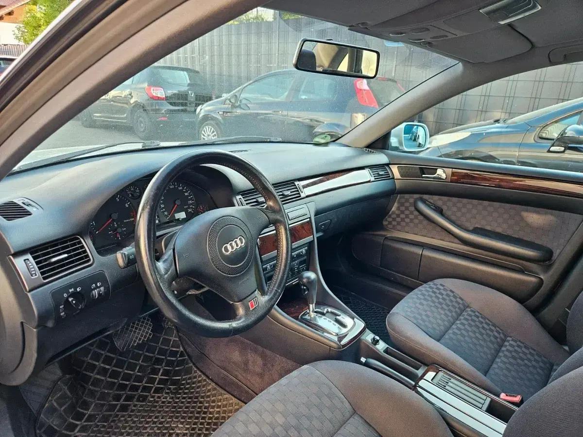 Gebraucht Audi A6 165 PS (121 kW) 1998 Limousine