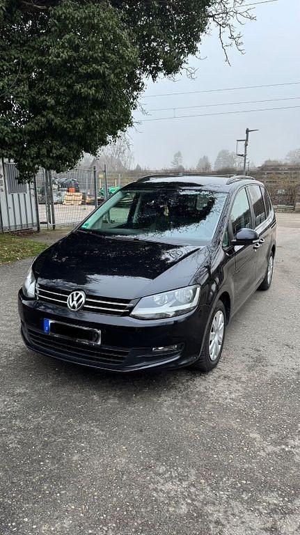 Gebraucht VW Sharan Trendline 140 PS (102 kW) 2011 Schwarz Van / Kleinbus