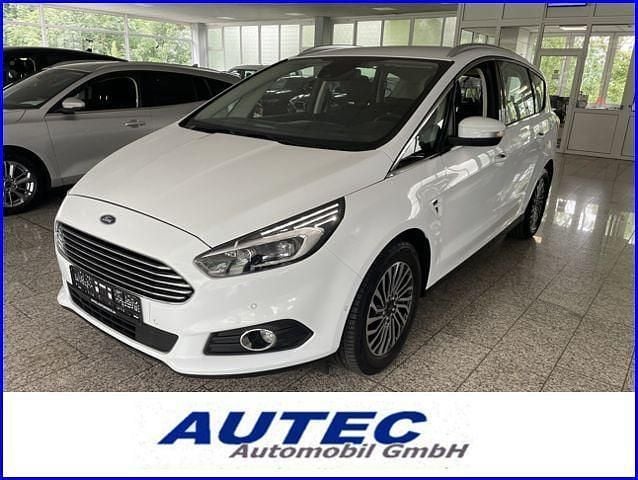 Weiß Gebraucht 2020 Ford S-MAX Titanium Van / Kleinbus | 20.985 € (Superpreis) - Bild 1/4