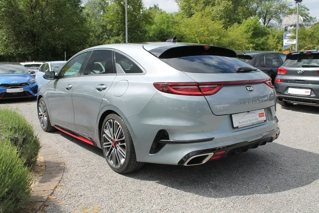 Gebraucht Kia ProCeed GT GT 204 PS (150 kW) 2021 Silber Kleinwagen