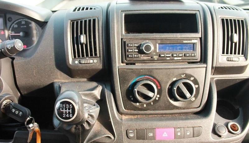 Gebraucht Peugeot Boxer 131 PS (96 kW) 2013 Weiß Van