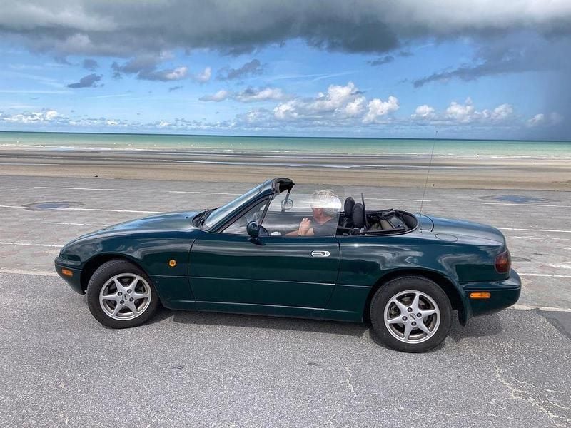 Gebraucht Mazda MX5 90 PS (66 kW) 1996 Grün Cabrio