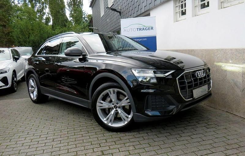 Schwarz Gebraucht 2023 Audi Q8 SUV | 63.990 € (Fairer Preis) - Bild 1/4