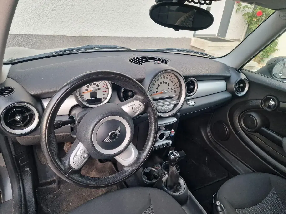 Gebraucht Mini ONE 75 PS (55 kW) 2009 Grau Kleinwagen