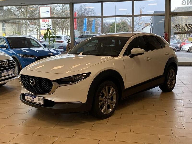 Weiß Gebraucht 2021 Mazda CX-30 Selection SUV | 20.500 € (Guter Preis) - Bild 1/4