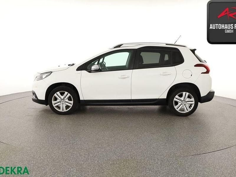 Gebraucht Peugeot 2008 110 PS (80 kW) 2018 Weiß SUV