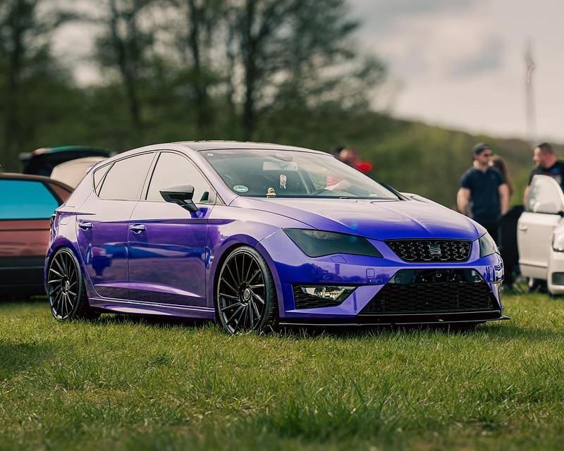 Usata Seat Leon FR 247 CV (181 kW) 2013 Nero Utilitaria