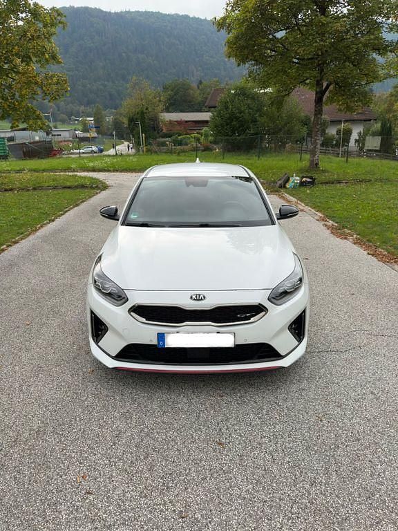 Gebraucht Kia ProCeed GT GT 204 PS (150 kW) 2019 Weiß Kleinwagen