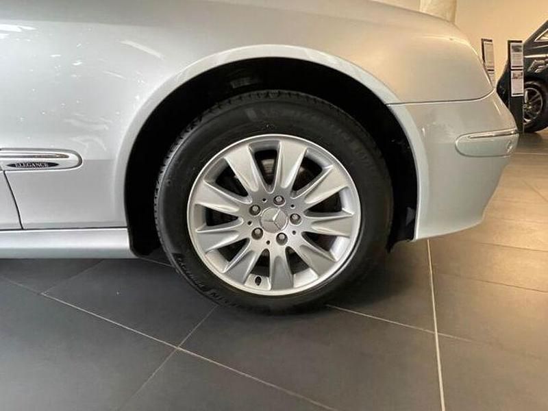 Gebraucht Mercedes CLK280 231 PS (169 kW) 2005 Silber Coupé