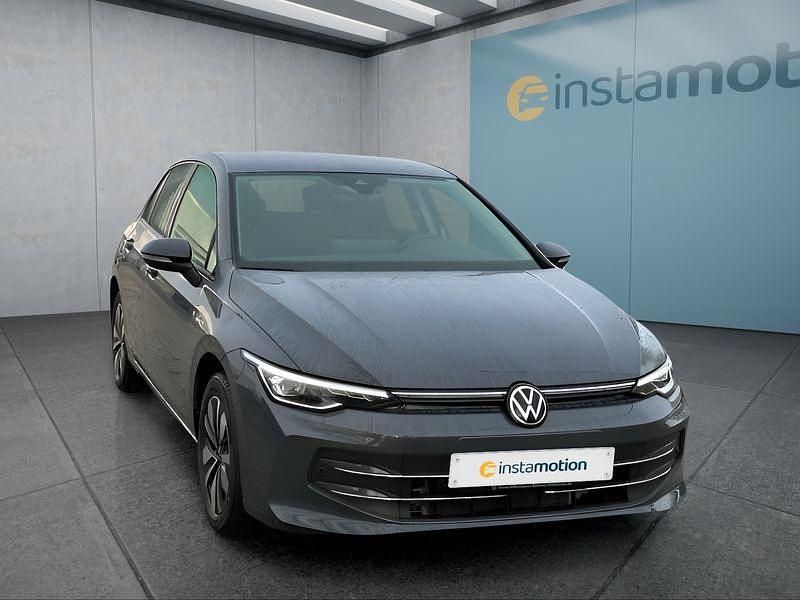 Gebraucht VW Golf VIII 150 PS (110 kW) 2025 Grau Kleinwagen