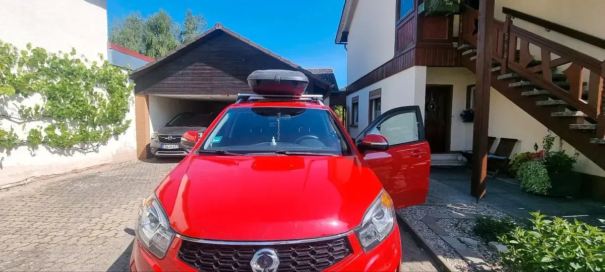 Gebraucht SsangYong Korando 2015 Rot SUV