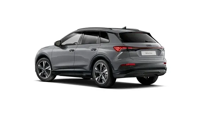 Usata Audi Q4 e-tron Sport 210 kW (286 CV) 2025 Grigio SUV