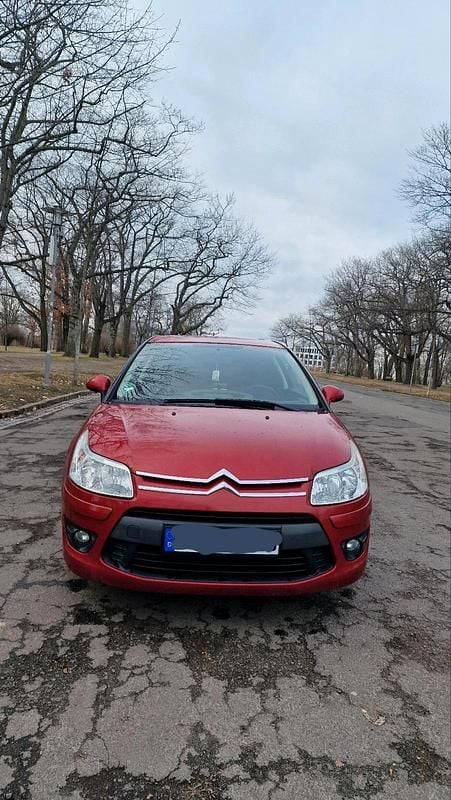 Rot Gebraucht 2009 Citroën C4 Tonic Coupé | 2.100 € (Guter Preis) - Bild 1/4