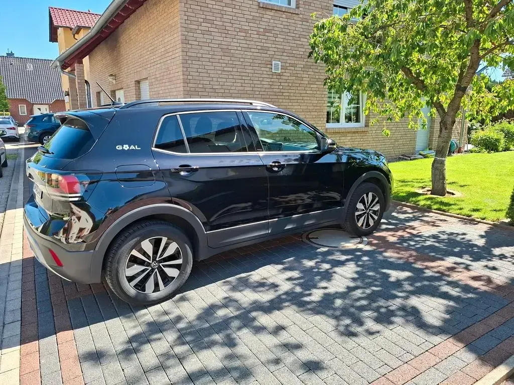 Gebraucht VW T-Cross Goal 95 PS (69 kW) 2025 Schwarz SUV