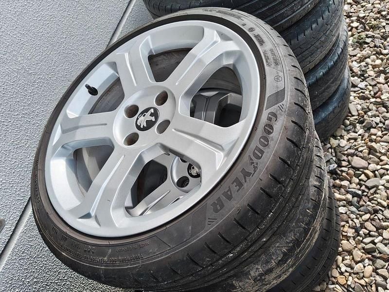 Gebraucht Peugeot 308 CC Allure 163 PS (119 kW) 2014 Schwarz Cabrio