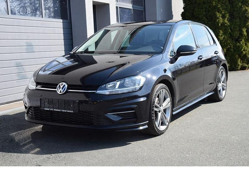 Gebraucht VW Golf VII Sound 150 PS (110 kW) 2017 Schwarz Limousine