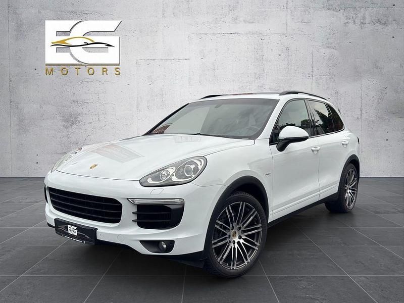 Gebraucht Porsche Cayenne 262 PS (192 kW) 2015 Weiß SUV
