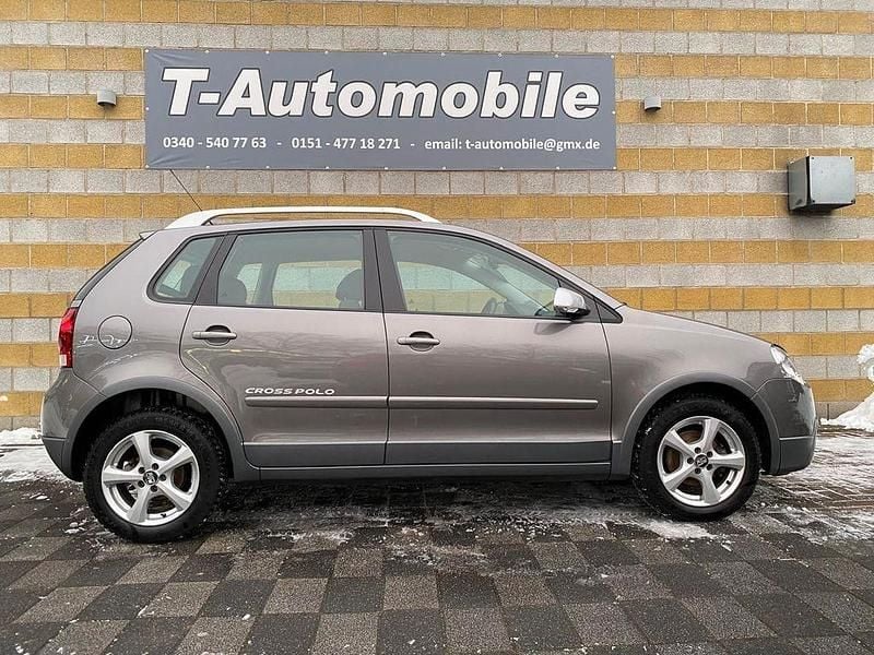 Gebraucht VW Polo Cross 80 PS (58 kW) 2009 Grau Kleinwagen