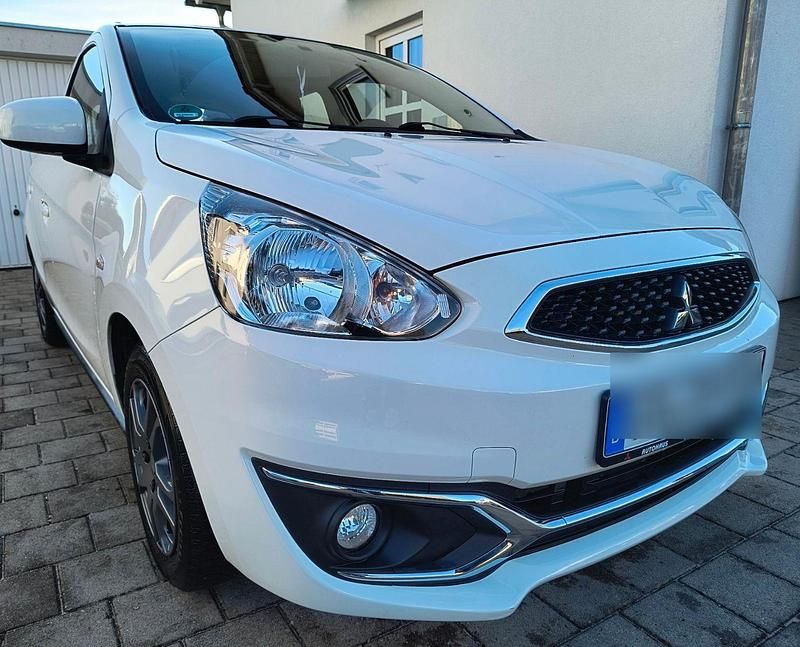 Weiß Gebraucht 2020 Mitsubishi Space Star Kleinwagen | 6.490 € (Guter Preis) - Bild 1/4