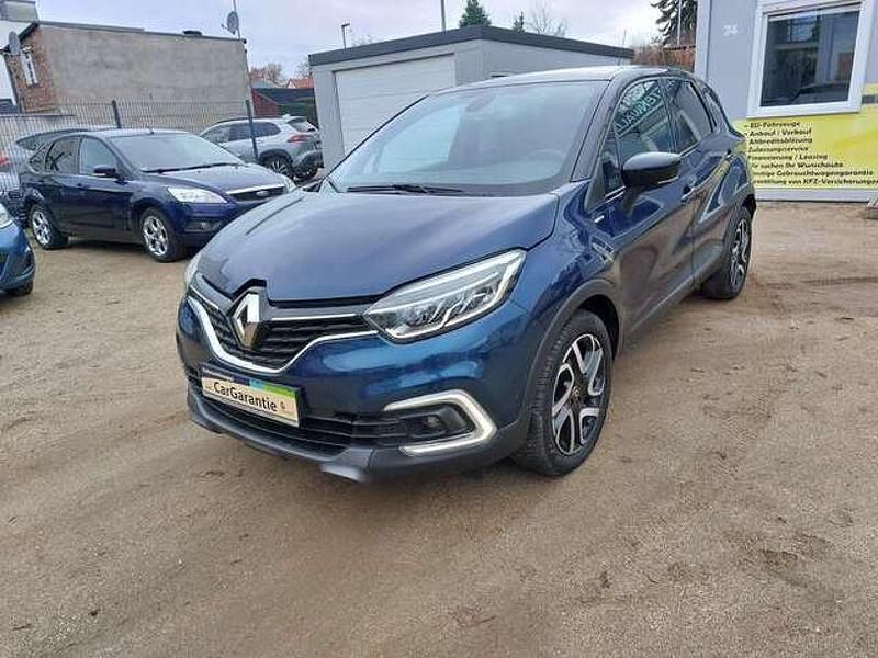 Gebraucht Renault Captur Bose Edition 131 PS (96 kW) 2019 Blau rqq + schwarz gne (metallic) SUV