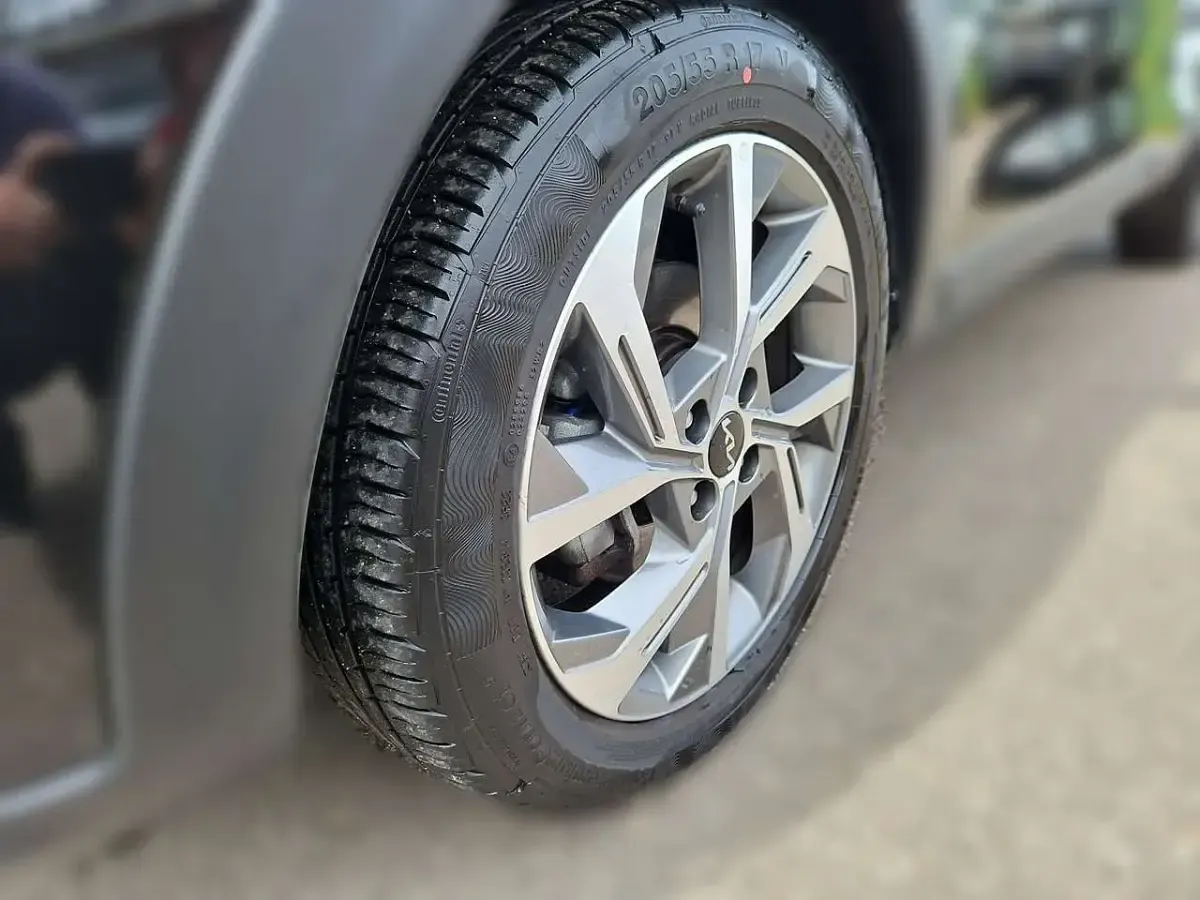 Gebraucht Kia Stonic GT-Line 120 PS (88 kW) 2024 Schwarz SUV