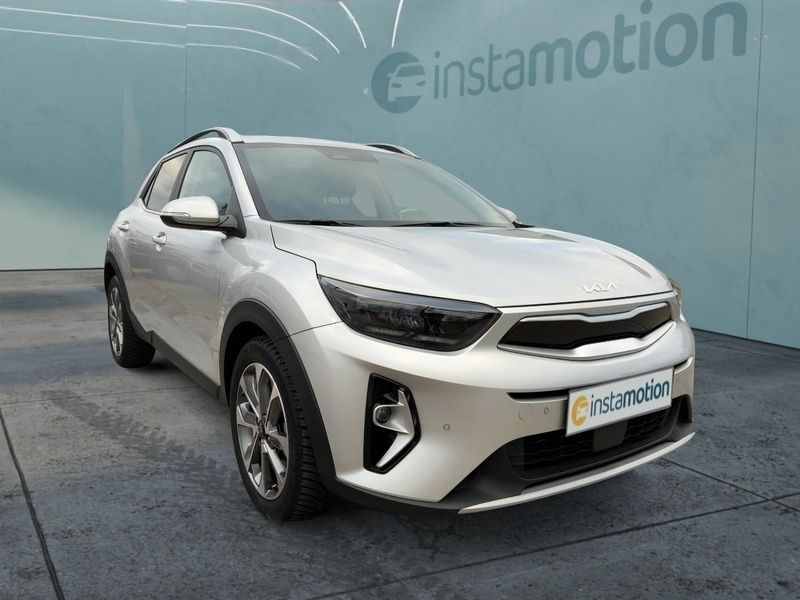 Silber Gebraucht 2023 Kia Stonic Platinum SUV | 23.490 € (Teuer) - Bild 1/4