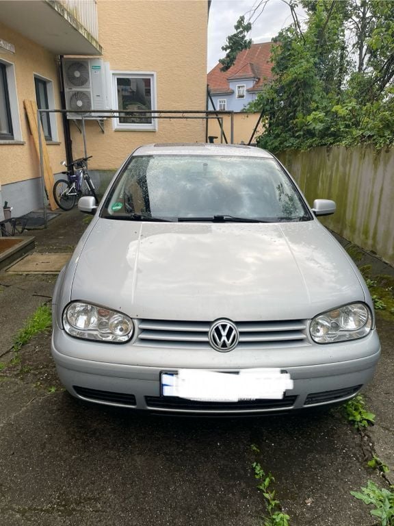 Silber Gebraucht 1999 VW Golf IV Limousine | 500 € (Superpreis) - Bild 1/4