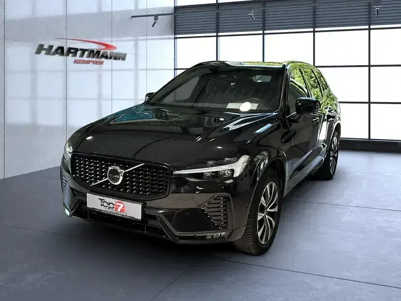 Gebraucht Volvo XC60 Plus 250 PS (183 kW) 2025 Onyx black (metallic) SUV