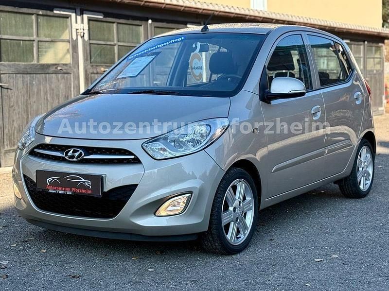 Gold Gebraucht 2013 Hyundai i10 Style Kleinwagen | 4.299 € (Fairer Preis) - Bild 1/4