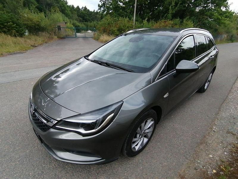 Grau Gebraucht 2019 Opel Astra Innovation Kombi | 8.800 € (Superpreis) - Bild 1/4