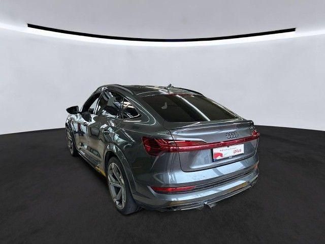 Gebraucht Audi e-tron Sportback Sport 369 kW (503 PS) 2022 Daytonagrau perleffekt SUV