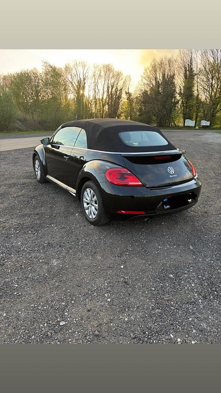 Usata VW Beetle 104 CV (76 kW) 2016 Nero Utilitaria