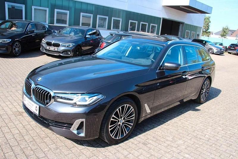 Gebraucht BMW 520 Luxury Line 184 PS (135 kW) 2021 Grau Limousine