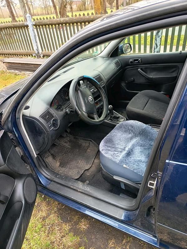 Gebraucht VW Golf IV 75 PS (55 kW) 1999 Blau Limousine