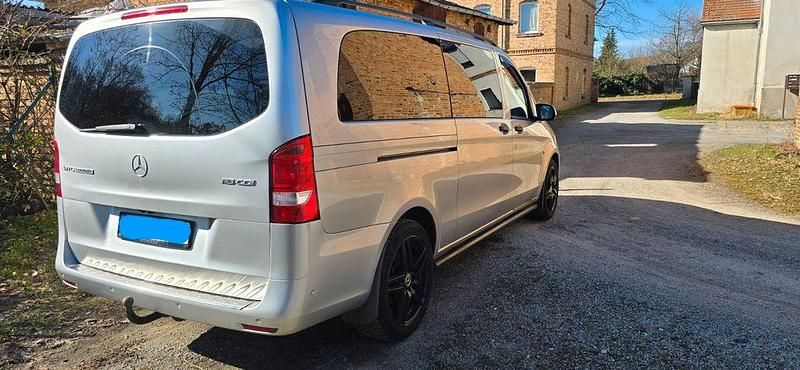 Gebraucht Mercedes Vito 160 PS (117 kW) 2017 Silber Van