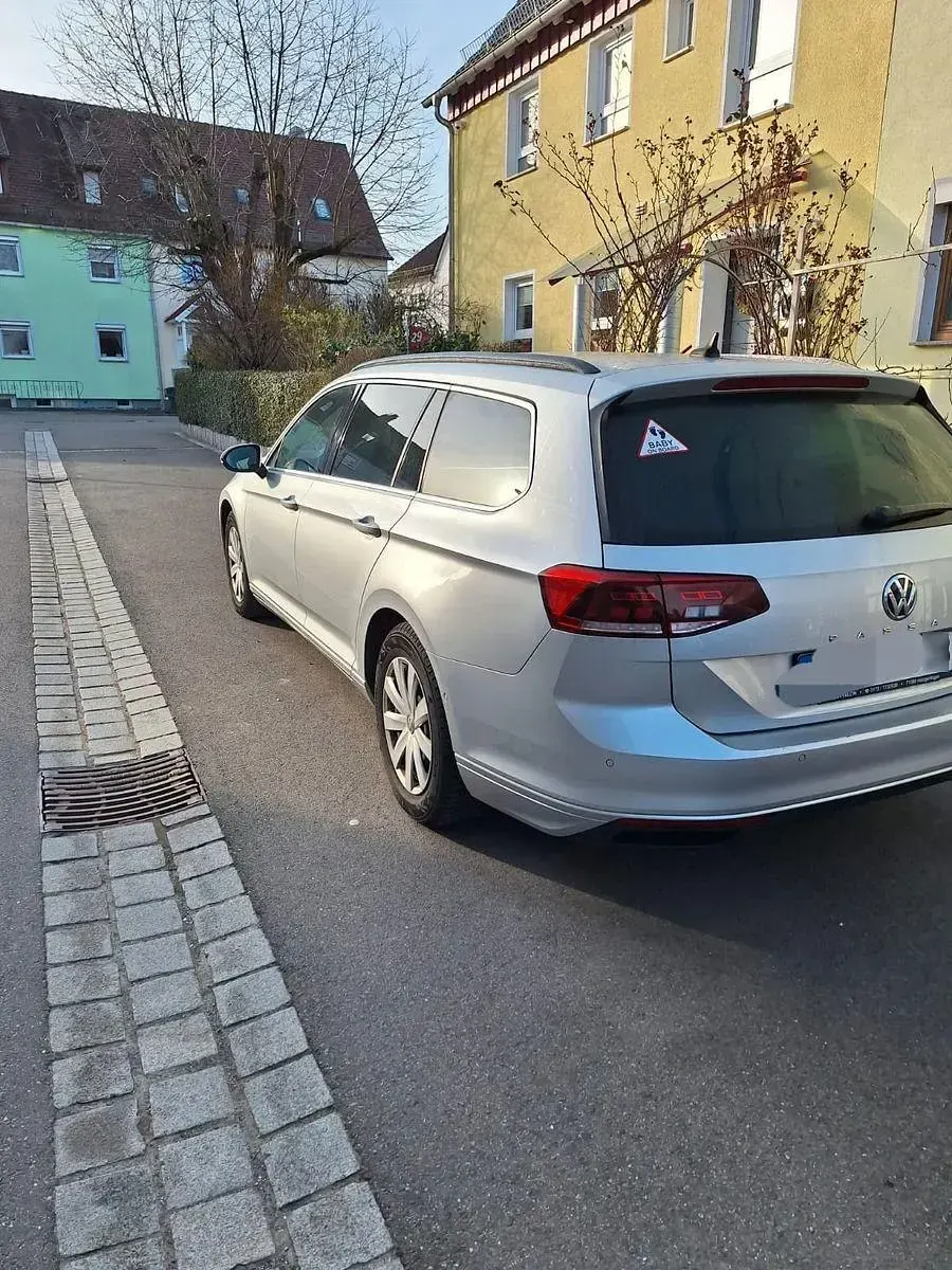 Gebraucht VW Passat Business 150 PS (110 kW) 2019 Grau Kombi