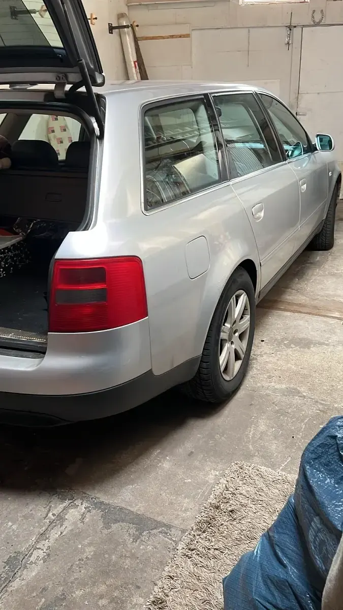 Używany Audi A6 165 KM (121 kW) 1999 Szary Kombi