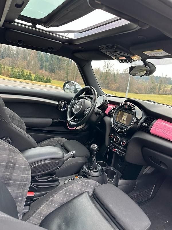 Gebraucht Mini Cooper D 116 PS (85 kW) 2015 Schwarz Kleinwagen