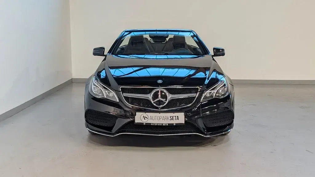 Second-hand Mercedes E250 AMG 204 CP (150 kW) 2014 Negru Cabrio