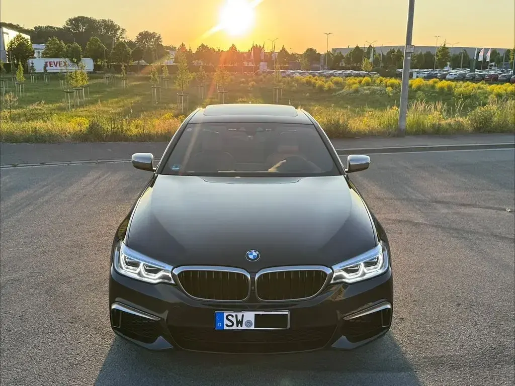 Gebraucht BMW M550 Performance 462 PS (339 kW) 2018 Schwarz Limousine