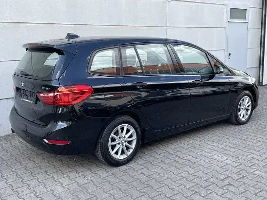 Gebraucht BMW 218 Gran Tourer Advantage 140 PS (102 kW) 2018 Black sapphire metallic Van / Kleinbus