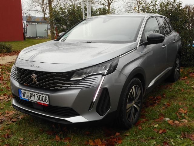 Artense silber metallic Gebraucht 2023 Peugeot 3008 Allure SUV | 27.900 € (Teuer) - Bild 1/4