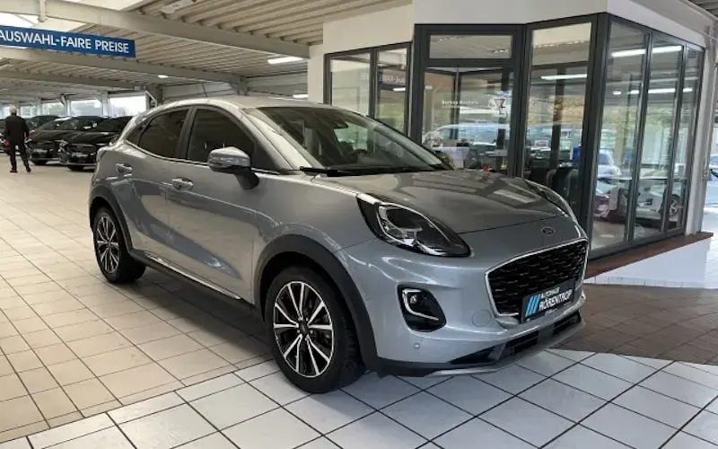 Gebraucht Ford Puma Titanium 125 PS (91 kW) 2021 Silber SUV