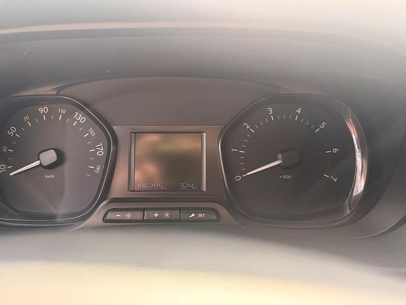 Gebraucht Opel Vivaro 144 PS (105 kW) 2023 Weiß Van / Kleinbus