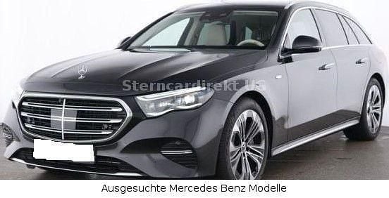 Grau Gebraucht 2025 Mercedes E300 Exclusive Limousine | 59.700 € (Superpreis) - Bild 1/4