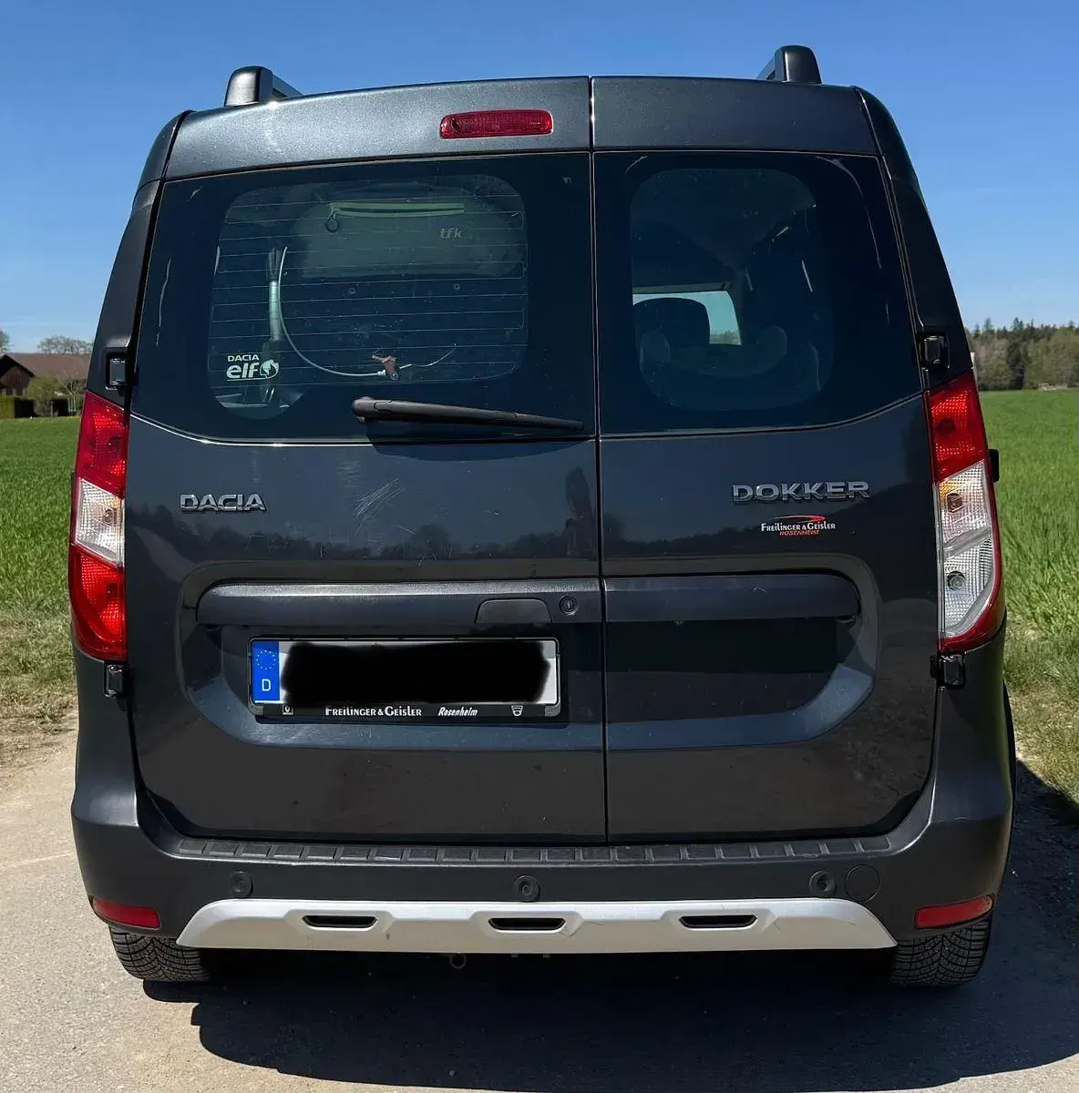 Gebraucht Dacia Dokker Celebration 116 PS (85 kW) 2017 Grau Van / Kleinbus