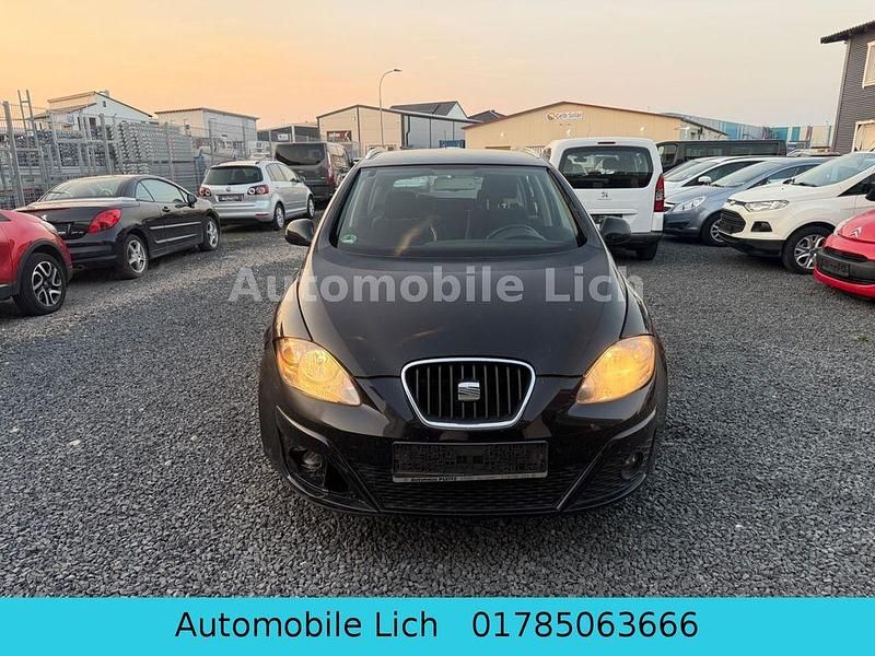 Schwarz Gebraucht 2012 Seat Altea XL Ecomotive Van / Kleinbus | 2.299 € (Teuer) - Bild 1/4