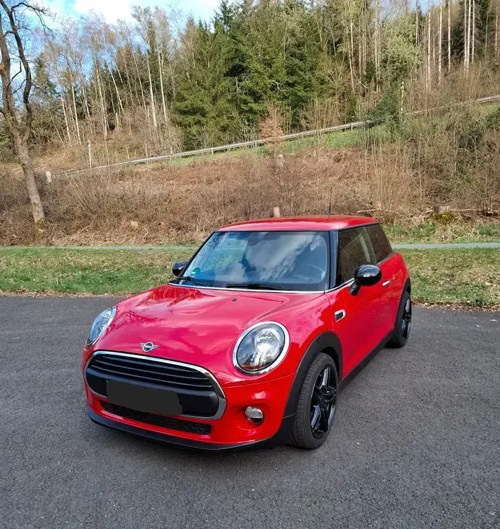 Gebraucht Mini ONE 102 PS (75 kW) 2018 Rot Kleinwagen
